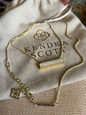 Kendra Scott Gold Bar Necklace with Iridescent Mother-of-Pearl
